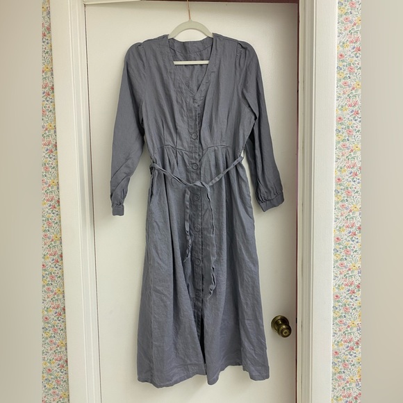 Cute linen dress - Picture 1 of 4